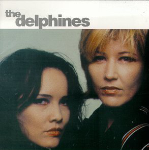 Kathy Valentine releases “The Delphines” an album with her band The Delphines